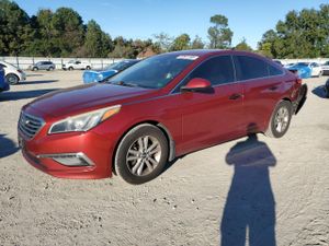 Hyundai Sonata SE 2.4L 4 2015
