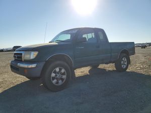 Toyota Tacoma XTRACAB PRERUNNER 2.7L 4 2000