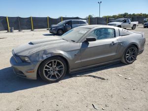 Ford Mustang 3.7L 6 2014
