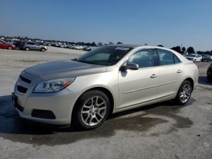 Chevrolet Malibu 1LT 2.5L 4 2013