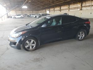 Hyundai Elantra GLS 1.8L 4 2013