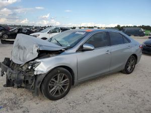 Toyota Camry LE 2.5L 4 2015