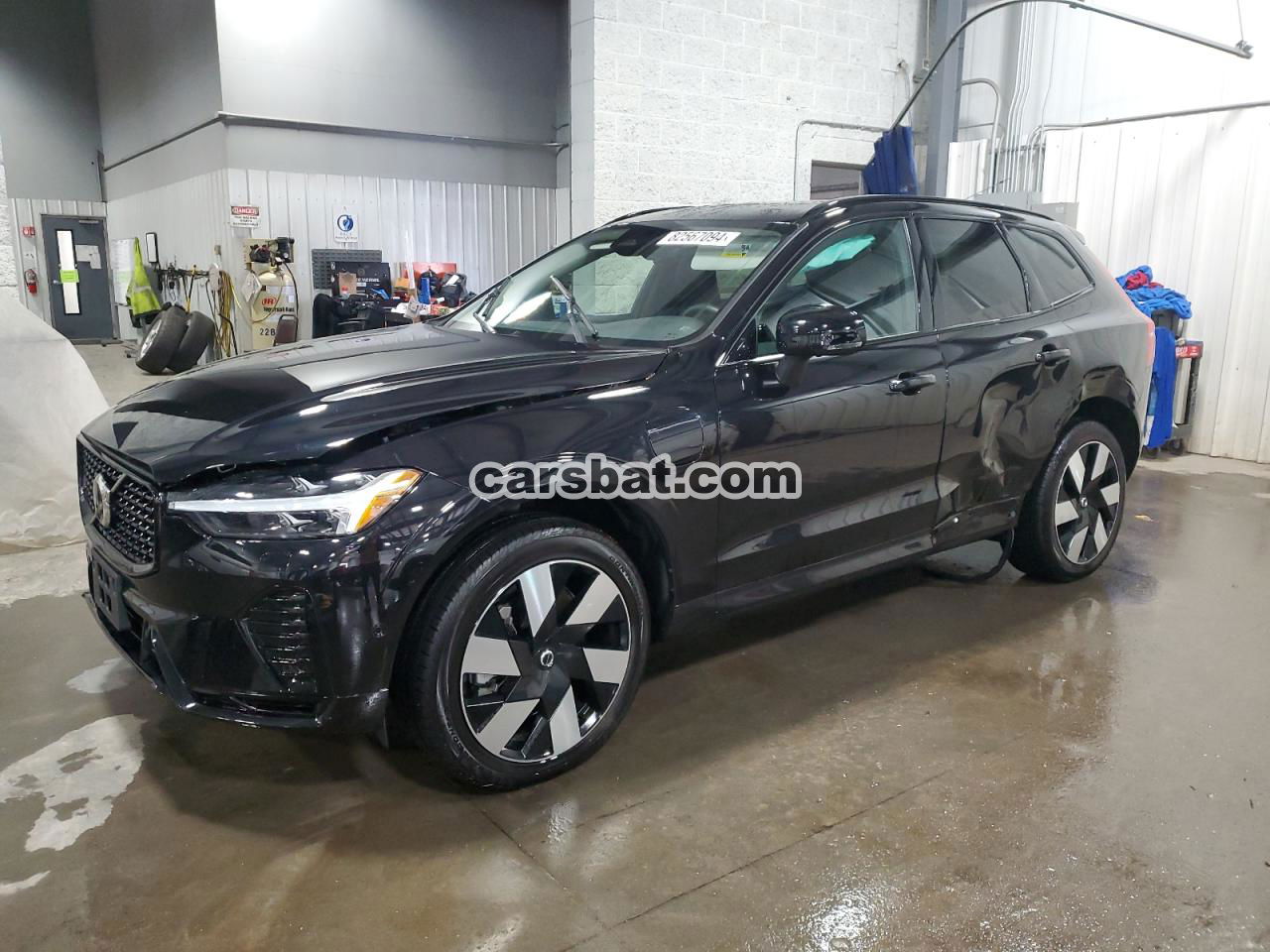 Volvo XC60 2.0L  4 2024