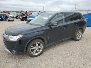 Mitsubishi Outlander SE 2.4L 4 2015