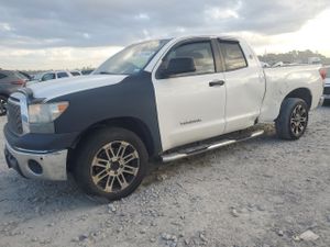 Toyota Tundra DOUBLE CAB SR5 5.7L 8 2013