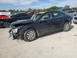 Chevrolet Cruze LS 1.8L 4 2011