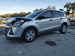 Ford Escape S 2.5L 4 2015
