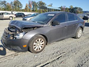 Chevrolet Cruze LS 1.8L 4 2011