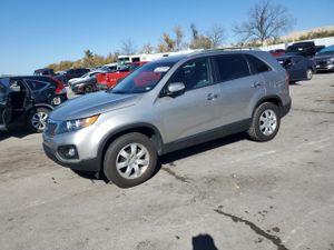 Kia Sorento LX 2.4L 4 2013