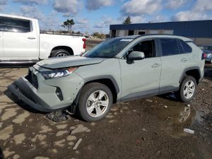 Toyota Rav4 XLE 2.5L 4 2021