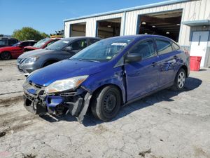 Ford Focus S 2.0L 4 2012