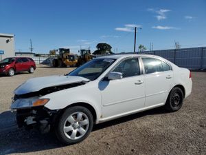 Kia Optima LX 2.4L 4 2010