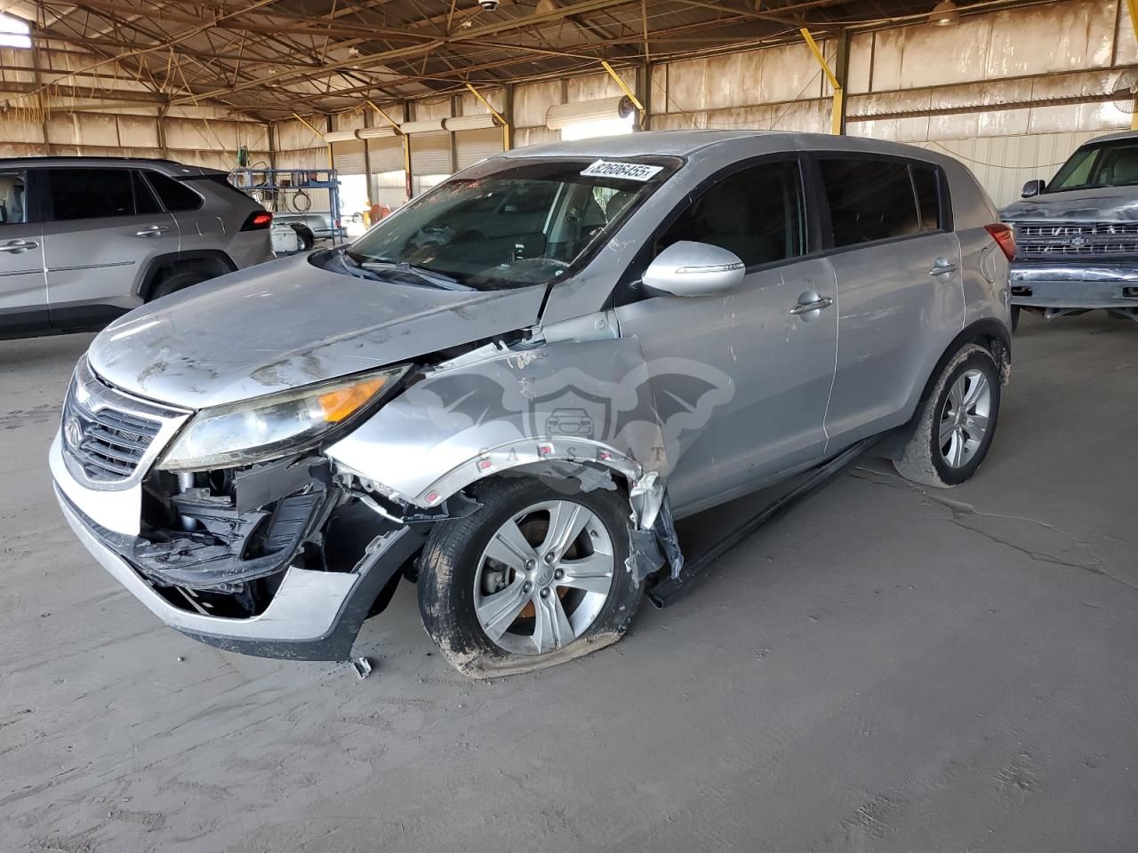Kia Spectra BASE 2.4L 4 2012