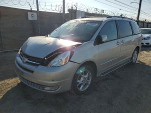Toyota Sienna XLE 3.3L 6 2004
