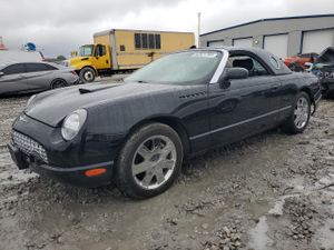 Ford Thunderbird 3.9L 8 2002