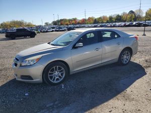 Chevrolet Malibu 1LT 2.5L 4 2013