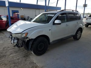 Mitsubishi Outlander ES 2.4L 4 2011