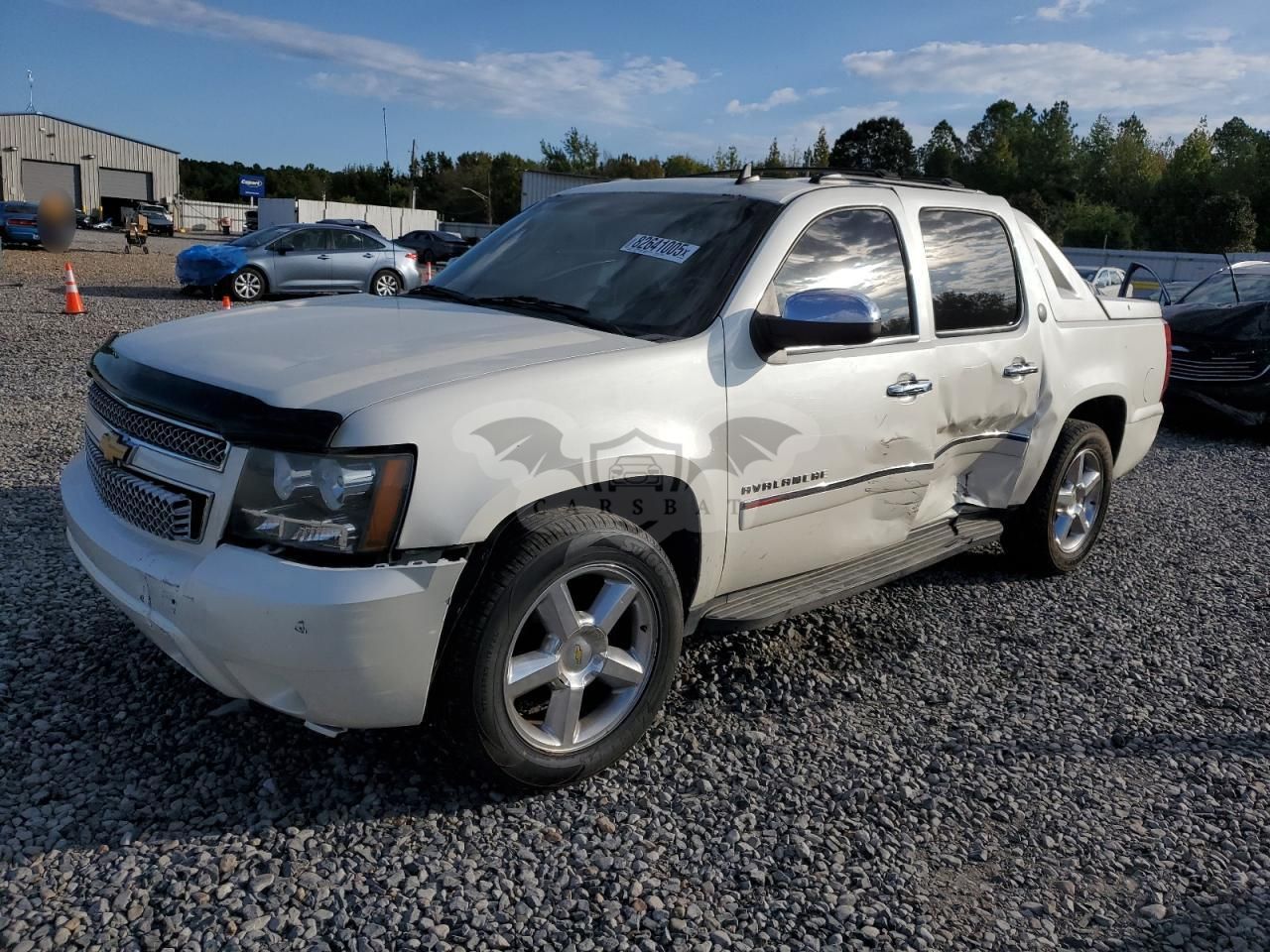Chevrolet Avalanche LTZ 5.3L 8 2013
