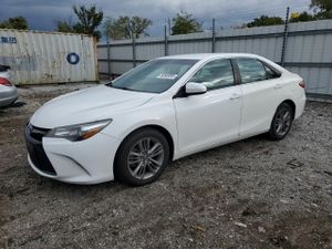 Toyota Camry LE 2.5L 4 2015