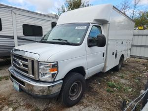 Ford Econoline E350 SUPER DUTY CUTAWAY VAN 5.4L 8 2011