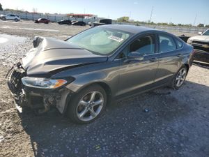Ford Fusion SE 1.5L 4 2014