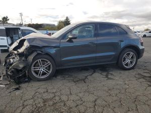 Porsche Macan 2.0L 4 2017
