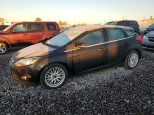 Ford Focus TITANIUM 2.0L 4 2014