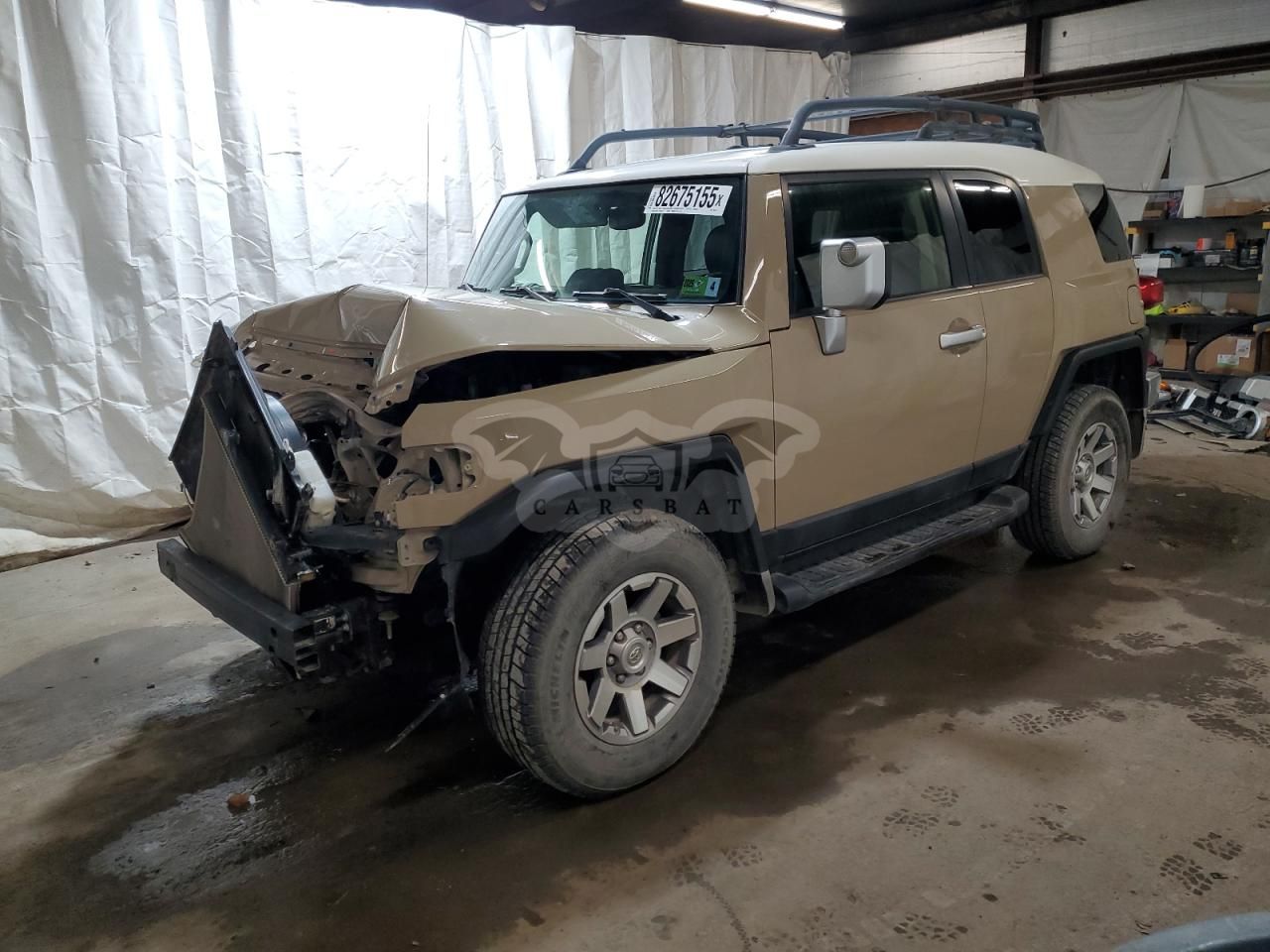 Toyota FJ Cruiser 4.0L 6 2014