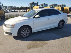 Volkswagen Jetta SE 2.5L 5 2013