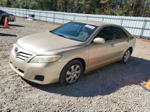 Toyota Camry BASE 2.5L 4 2010
