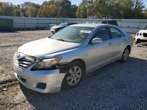 Toyota Camry BASE 2.5L 4 2010