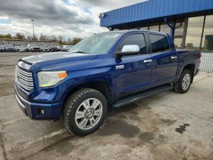 Toyota Tundra CREWMAX 1794 5.7L 8 2015