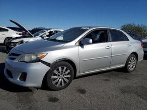 Toyota Corolla BASE 1.8L 4 2012