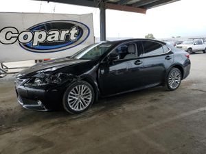 Lexus ES 350 3.5L 6 2015