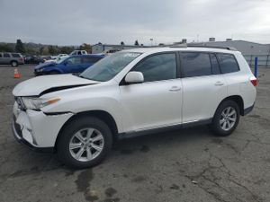 Toyota Highlander BASE 3.5L 6 2013
