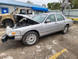 Mercury Grand Marquis LS 4.6L 8 2010