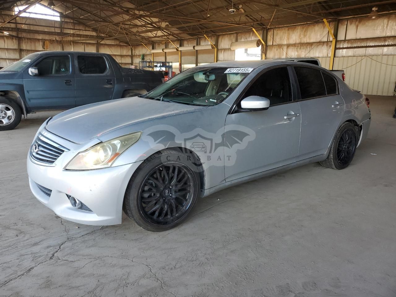 Infiniti G37 BASE 3.7L 6 2013