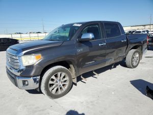 Toyota Tundra CREWMAX LIMITED 5.7L 8 2015