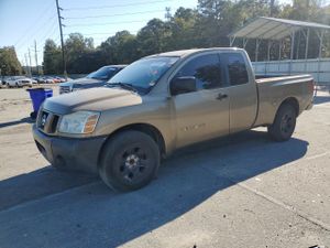 Nissan Titan XE 5.6L 8 2005