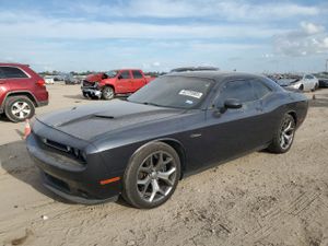Dodge Challenger SXT 3.6L 6 2017