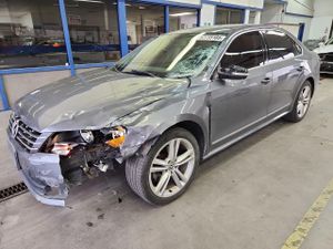 Volkswagen Passat SE 2.0L 4 2014