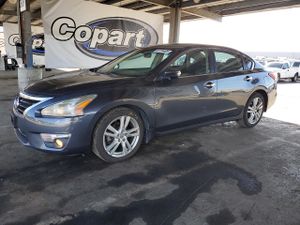 Nissan Altima 3.5S 3.5L 6 2013