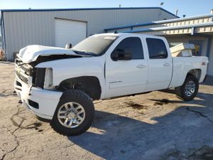 Chevrolet Silverado 1500 K2500 HEAVY DUTY LT 6.6L 8 2013