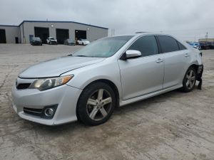 Toyota Camry BASE 2.5L 4 2012