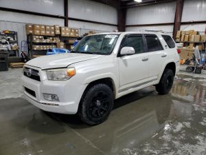 Toyota 4Runner SR5 4.0L 6 2011