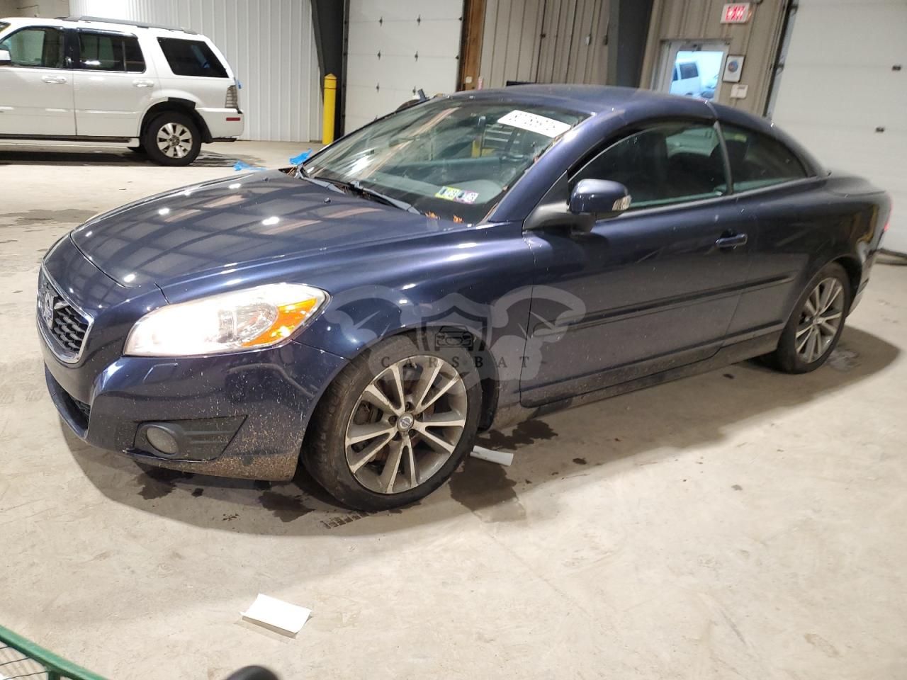 Volvo C70 T5 2.5L 5 2012