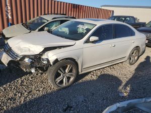 Volkswagen Passat SEL 1.8L 4 2015