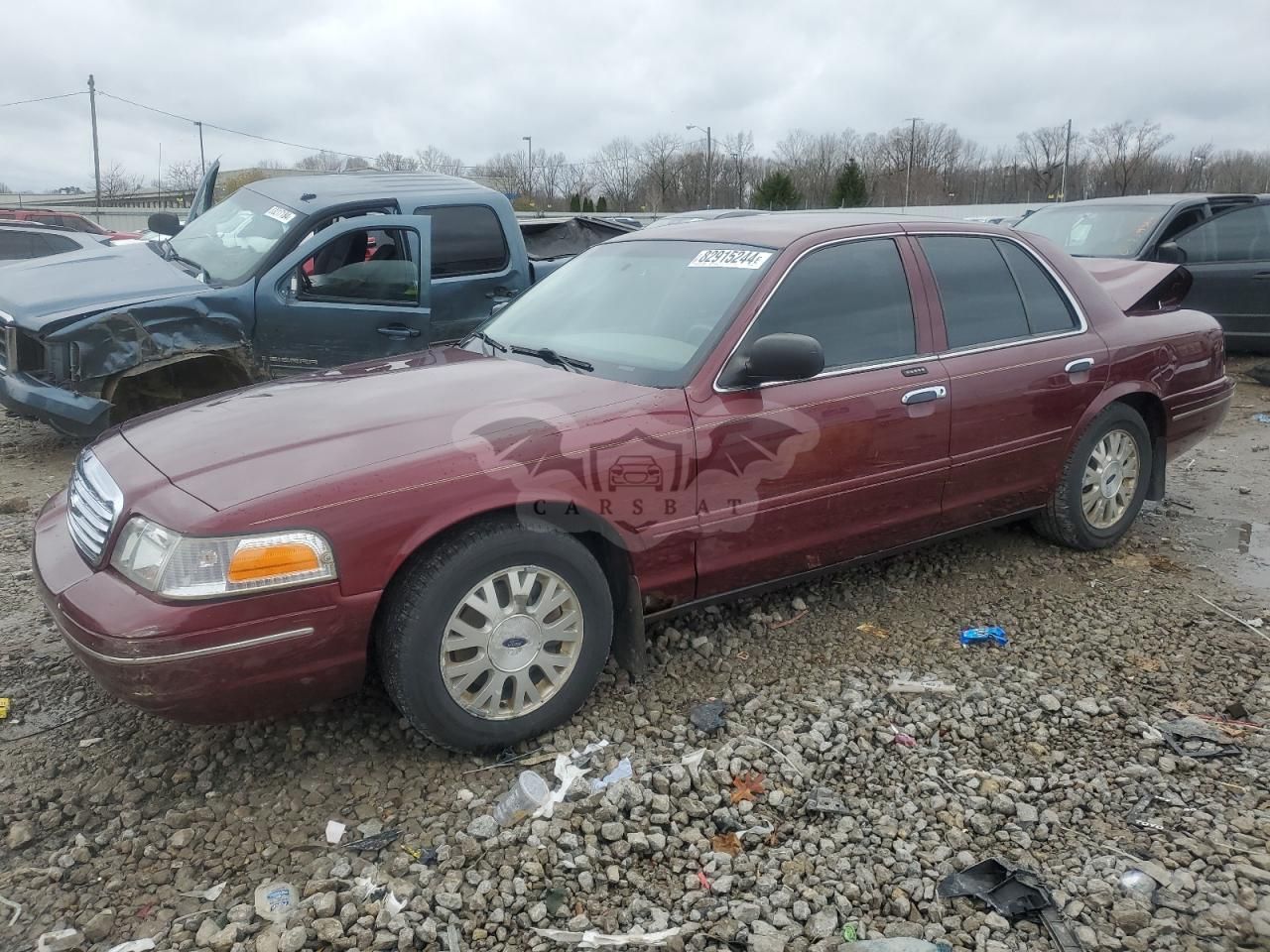 Ford Crown LX 4.6L 8 2005