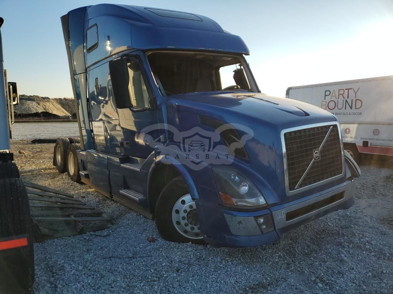 Volvo VN 12.8L 6 2015