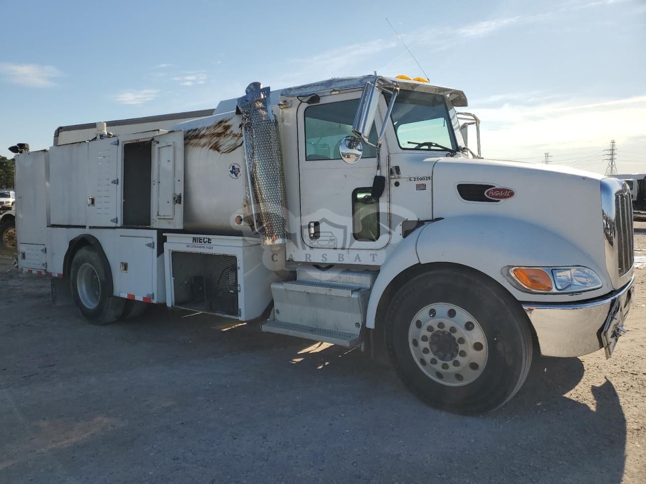 Peterbilt 330/337/348 8.3L 6 2012